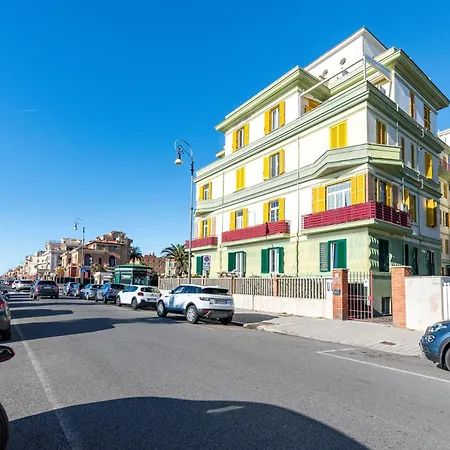 Apartment In The Heart Of Ostia, On The Rome Seafront *
