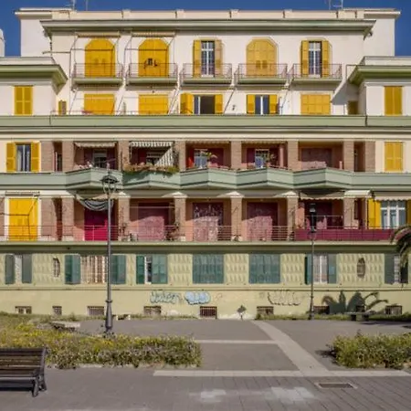 In The Heart Of Ostia, On The Rome Seafront * Ostie